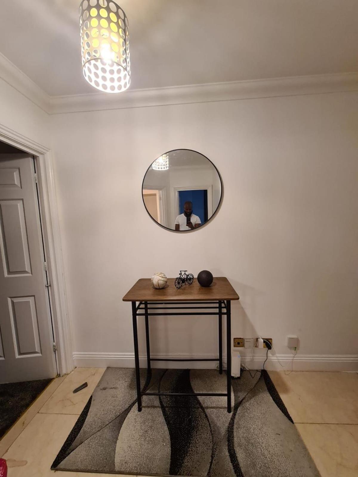 Luxurious 3 Bed Flat In Kilburn Londra