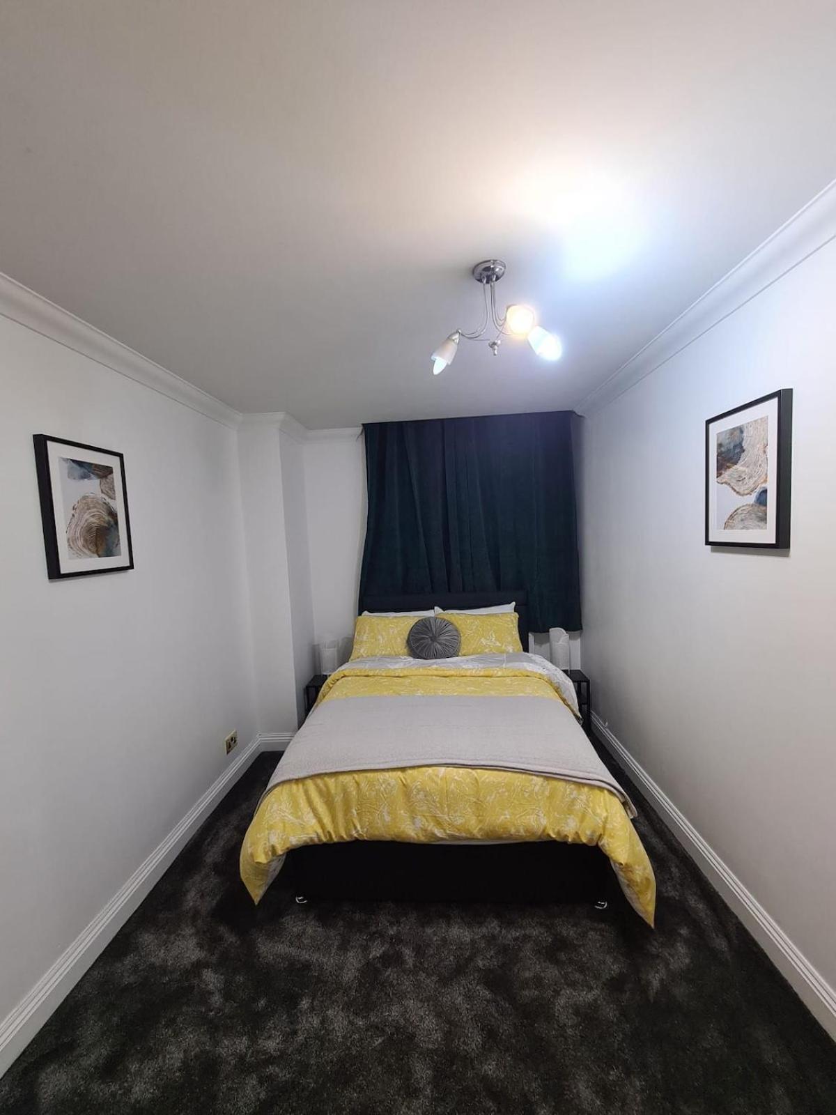 Appartamento Luxurious 3 Bed Flat In Kilburn Londra